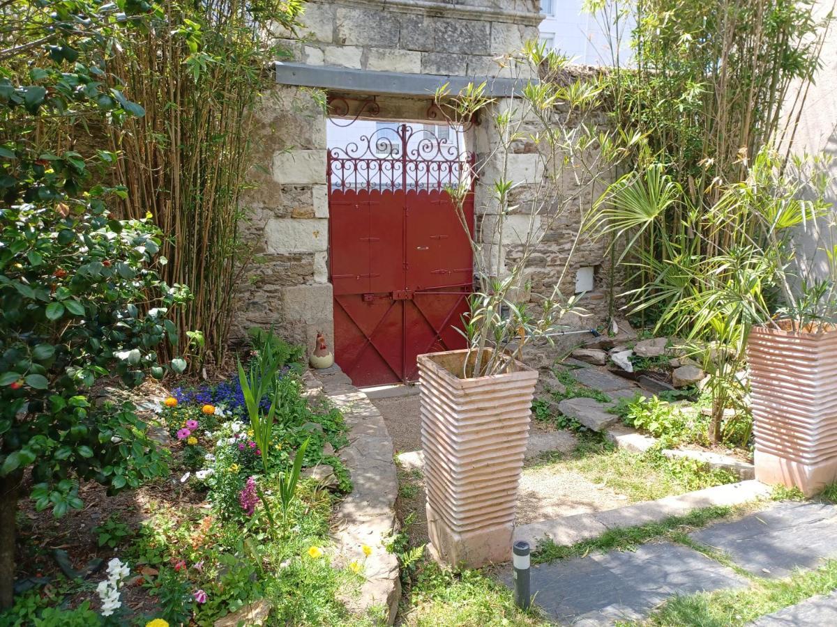 Logement Entier - Le Pigeonnier De La Plume ナント エクステリア 写真